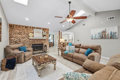 2908 Steve Dr, Hurst, TX 76054 - photo 5