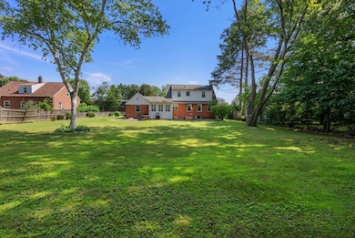 354 Rowley St, Agawam, MA 01001 - photo 2