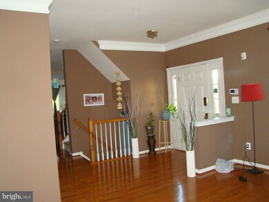 22527 Welborne Manor Square, Ashburn, VA 20148 - photo 3