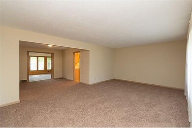 1912 73rd St, Windsor Heights, IA 50324 - photo 3