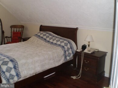 4906 Rocky Spring Ln, Bowie, MD 20715 - photo 7