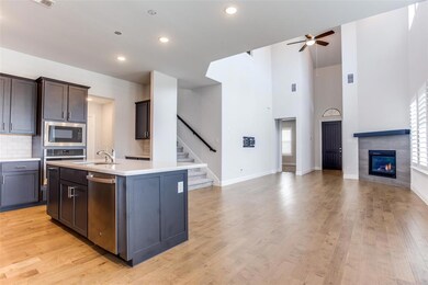 3512 Sevilla Dr, Frisco, TX 75034 - photo 5