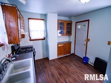 1711 Iowa St, Davenport, IA 52803 - photo 7