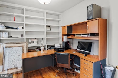 8202 Red Gate Ct, Bowie, MD 20715 - photo 4