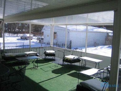 2307 Oak Grove Place, Toledo, OH 43613 - photo 4