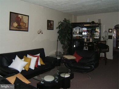 461 N 12th St, Reading, PA 19604 - photo 2