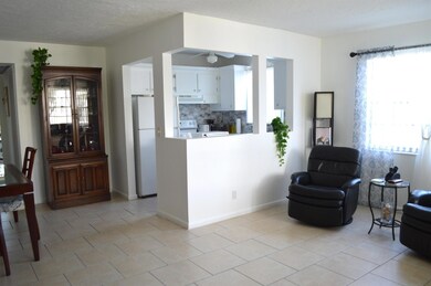 347 Windsor O, West Palm Beach, FL 33417 - photo 6