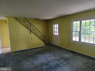 2417 Kelford Ln, Bowie, MD 20715 - photo 3