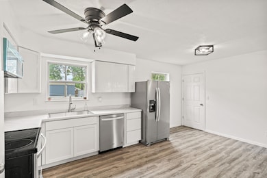 3412 Nottingham Ct-09