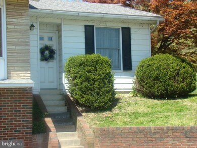 51 Grace Ave, Schuylkill Haven, PA 17972 - photo 2