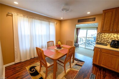DINING ROOM WITH TONS OF NATURAL LIGHT