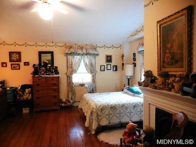 Master Suite has FP and WIC
