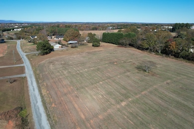 151 Suddeth Rd, Inman, SC 29349 - photo 2