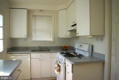 7209 13th Place, Takoma Park, MD 20912 - photo 4