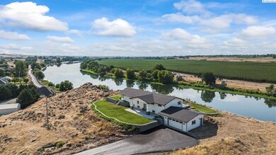 160103 W Byron Rd, Prosser, WA 99350 - photo 5