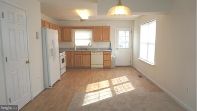 804 Maple Ave, Laurel, MD 20707 - photo 3