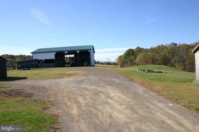 4189 Scott Rd, Chambersburg, PA 17202 - photo 4