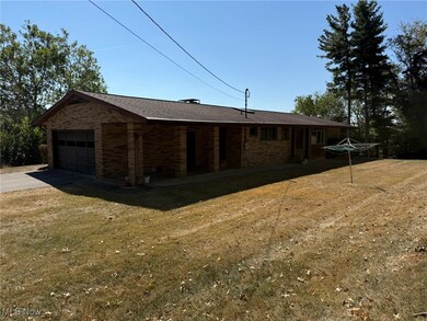 2902 Downeys Hill Dr NE, Dover, OH 44622 - photo 2