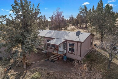 21239 SW Gift Rd, Bend, OR 97701 - photo 5