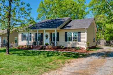 1113 Fairfield Pike, Shelbyville, TN 37160 - photo 2