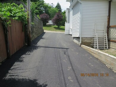 2 Rosamond St, Worcester, MA 01604 - photo 3