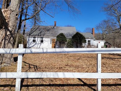 138 Tourtellot Hill Rd, Chepachet, RI 02814 - photo 2