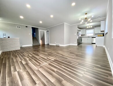 17121 Whittier Ave, Hazel Crest, IL 60429 - photo 7