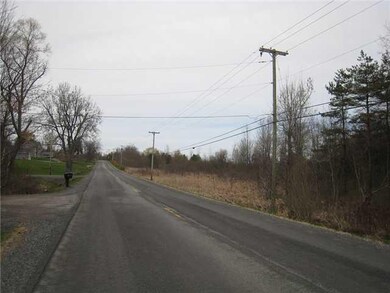 View. Looking north on Oakmount Road, from the roa