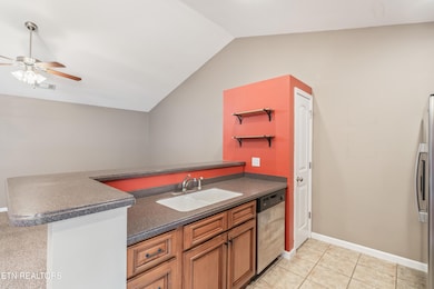 8001 Gatekeeper Way unit 81, Knoxville, TN 37931 - photo 7