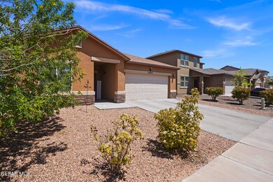 14853 Tim Hardaway Dr, El Paso, TX 79938 - photo 4