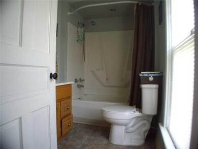 Full Bath.