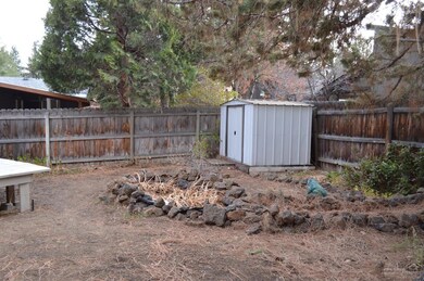 1005 SE Laurelwood Place, Bend, OR 97702 - photo 6