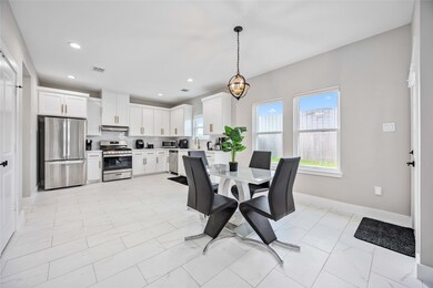 8606 Viera Ln, Houston, TX 77075 - photo 5