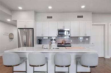 The Saxony unit 218, New Orleans, LA 70117 - photo 5