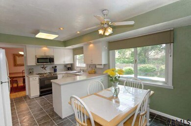 2A Dyke Rd, Latham, NY 12110 - photo 6