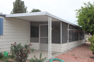 SCREENED IN PATIO