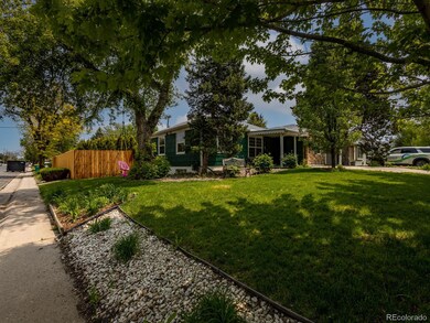 942 Geneva St, Aurora, CO 80010 - photo 3