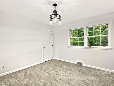 10 Stockwood Rd, Asheville, NC 28803 - photo 6