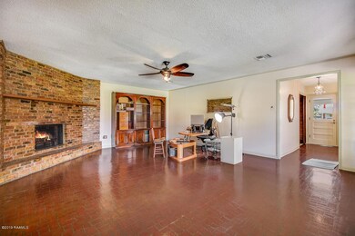 18X21 Living Room