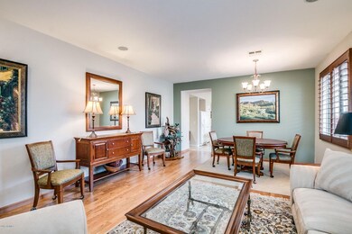 2436 Lewis _ Clark-Living room(1)