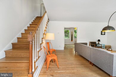 5203 Falls Rd unit 11, Baltimore, MD 21210 - photo 4