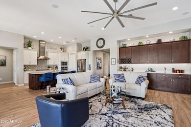 8-web-or-mls-Merrell St-S0407-008
