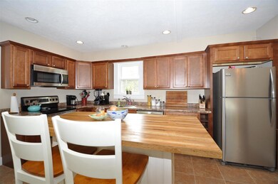 22 Beech St, Milford, NH 03055 - photo 6