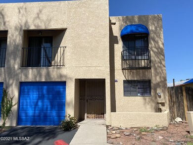 210 E Pastime