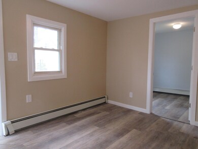 21 Brook Ave unit 23, Keyport, NJ 07735 - photo 4