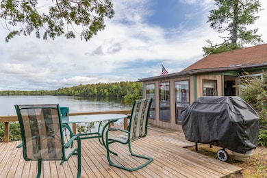 18 Breezy Knoll Exteriors-2
