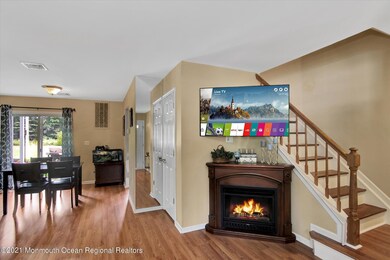 28 Stirrup Ct unit 5, Tinton Falls, NJ 07753 - photo 4