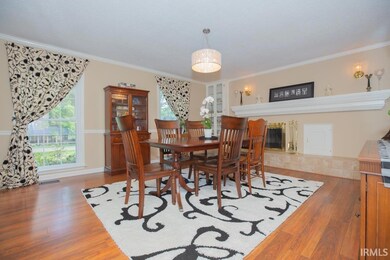 8833 Bayberry Dr, Newburgh, IN 47630 - photo 4