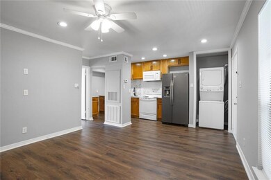 Living/Kitchen