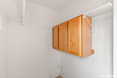 Walk in closet